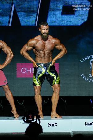 MAN'S PHYSIQUE МАСТЕРА 40+